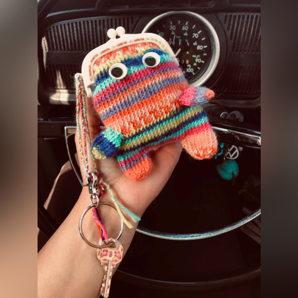 Handmade Knit Little Monster Googly Eye Snap Coin Purse Wallet OOAK - Picture 2 of 13